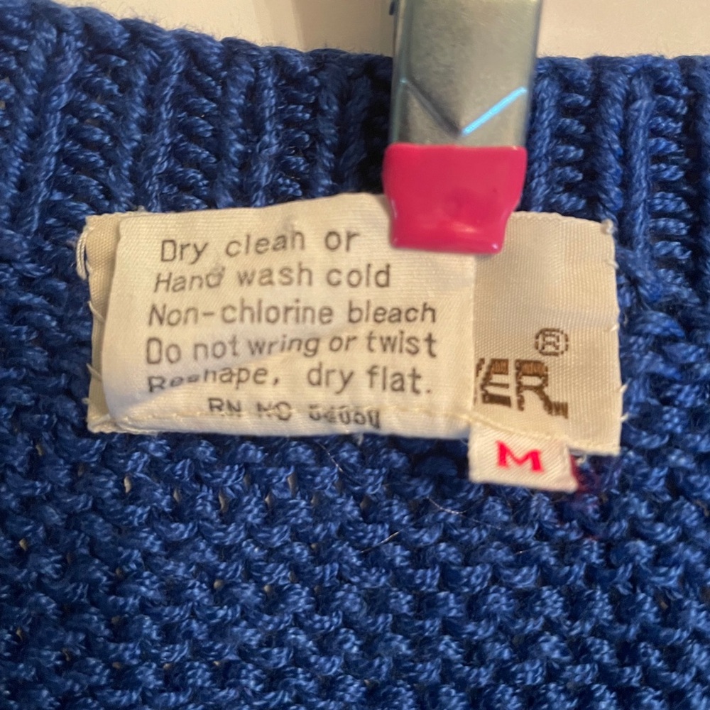 Vintage John Meyer Knit Sweater Vest Royal Blue Geometric Pattern Sweater Vest - Picture 9 of 9